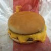 「マクドナルド総選挙」で公約実現した「トリプルチーズバーガー」を実際に食べてみたが・・・
